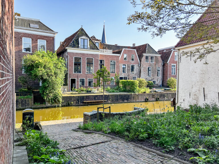 Ontdek het Charmante Appingedam: Speurwandelingen voor Avonturiers